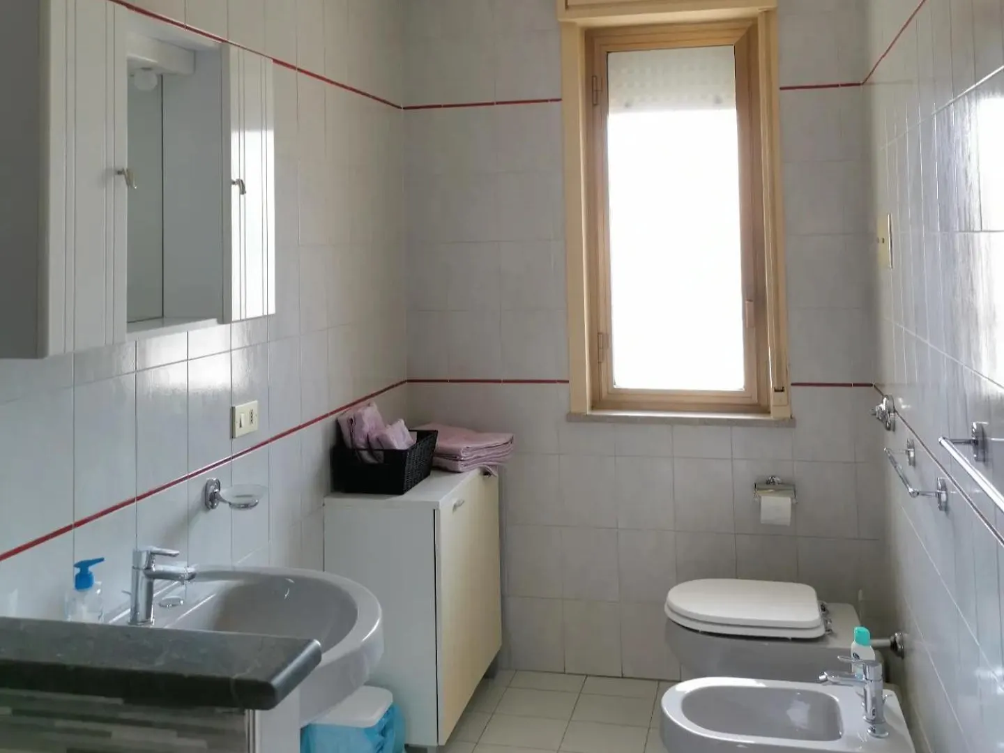 Apartment Lorenzo Guest Suite With Free Private Parking-- Cantieri Culturali Palermo Italy
