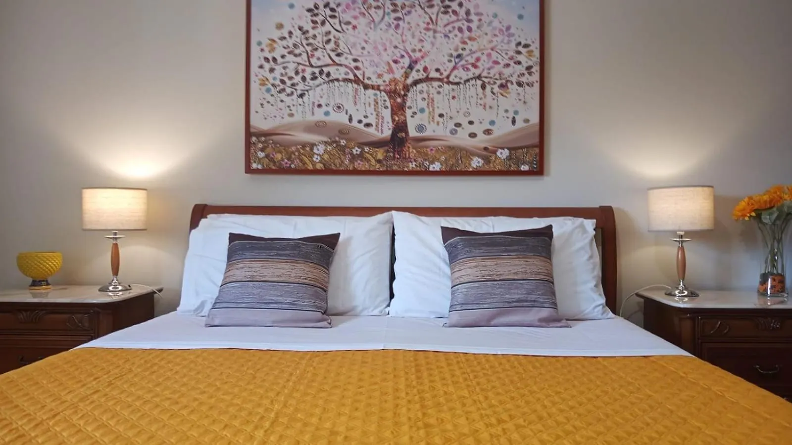 Apartmán Lorenzo Guest Suite With Free Private Parking-- Cantieri Culturali Palermo